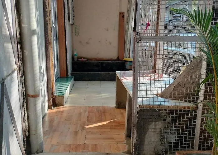 Star Dormitory Mumbai